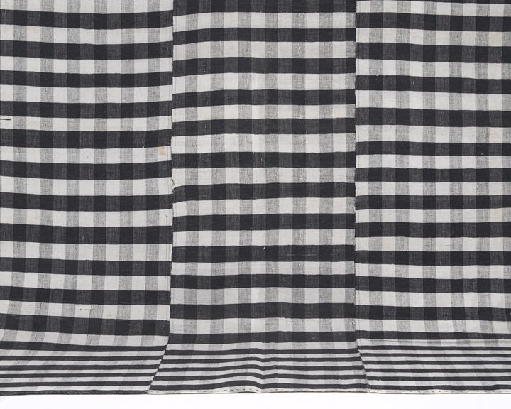 Kilim Rug 5' 8" x 6' 5" | No. VR64166