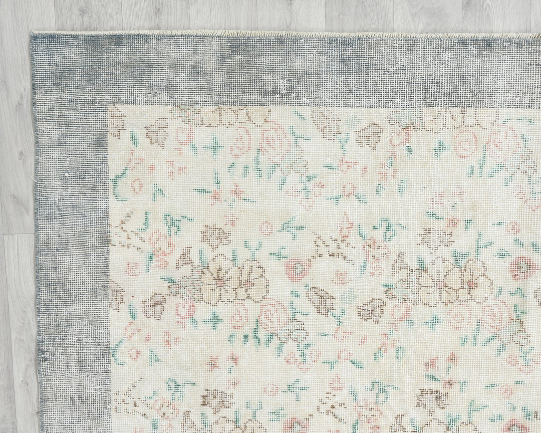 Faded Oushak Rug 6' 7" x 9' 10" | No. VR96727