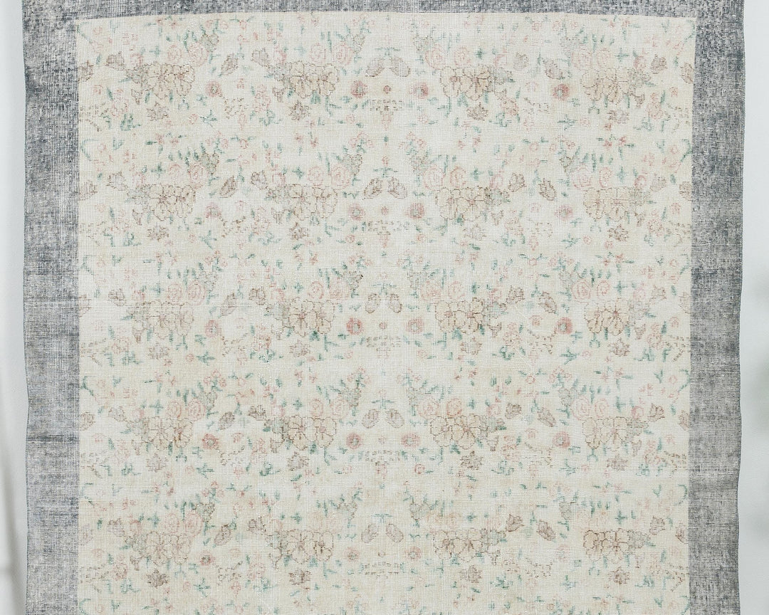 Faded Oushak Rug 6' 7" x 9' 10" | No. VR96727