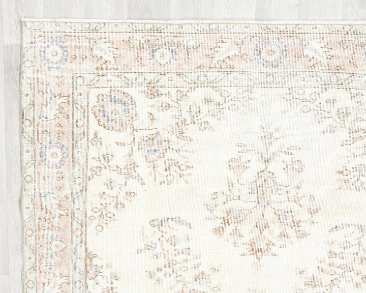 Beige Oushak Rug 4' 10" x 7' 8" | No. VR72171