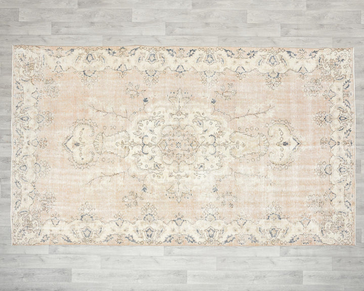 Neutral Oushak Rug 5' 11" x 9' 8" | No. VR30767