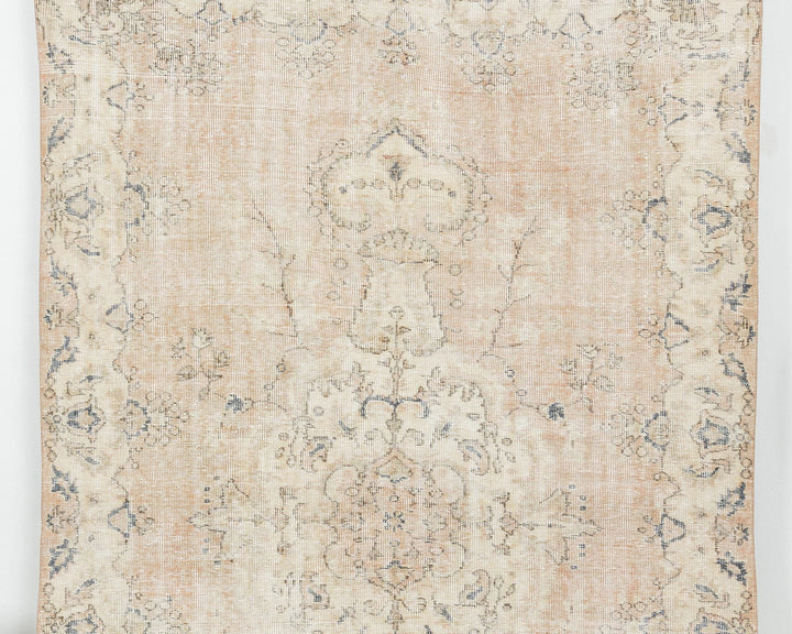 Neutral Oushak Rug 5' 11" x 9' 8" | No. VR30767