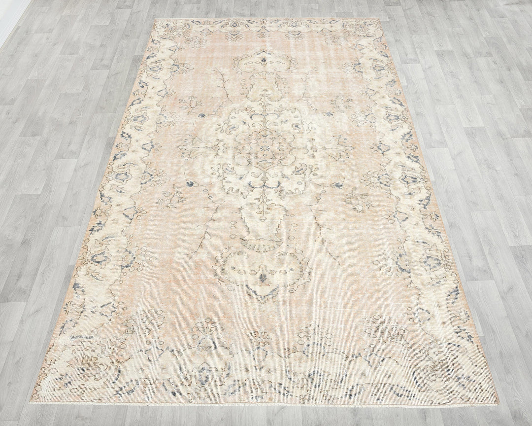 Neutral Oushak Rug 5' 11" x 9' 8" | No. VR30767