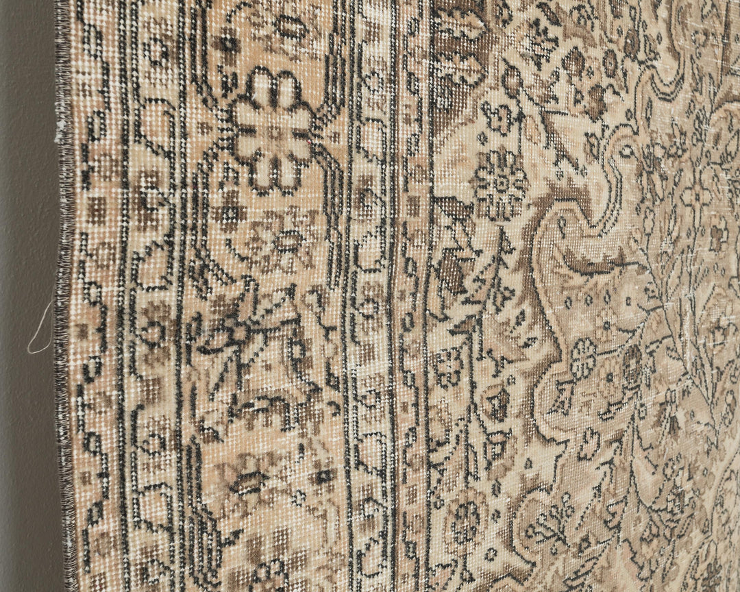 Oushak Rug 6' 8" x 9' 2" | No. VR98771