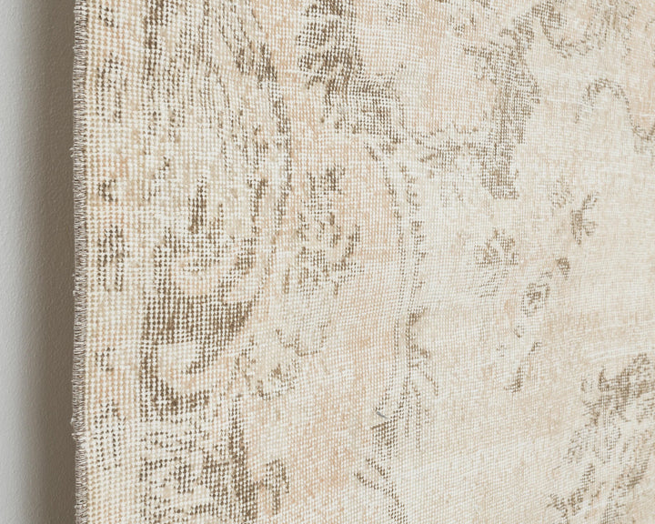Beige Oushak Rug 6' 4" x 10' 2" | No. VR82012