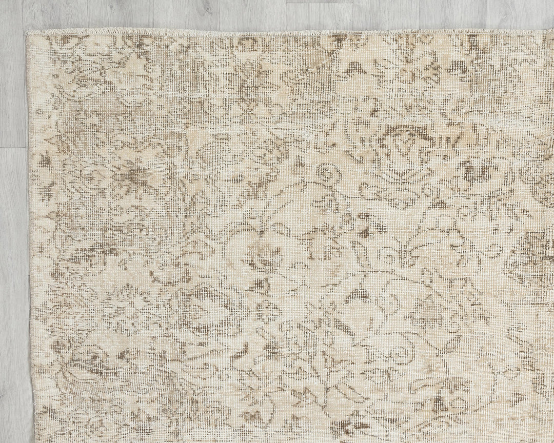 Neutral Oushak Rug 6' 7" x 8' 11" | No. VR56350