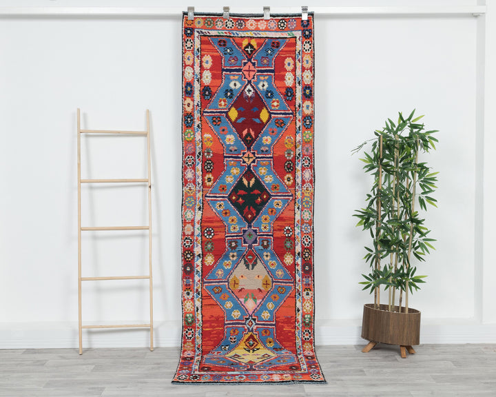 Runner Rug 8' 9" x 2' 7" | No. VR30908