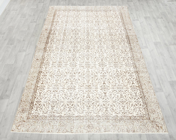 Neutral Oushak Rug 5' 10" x 9' 2" | No. VR50151