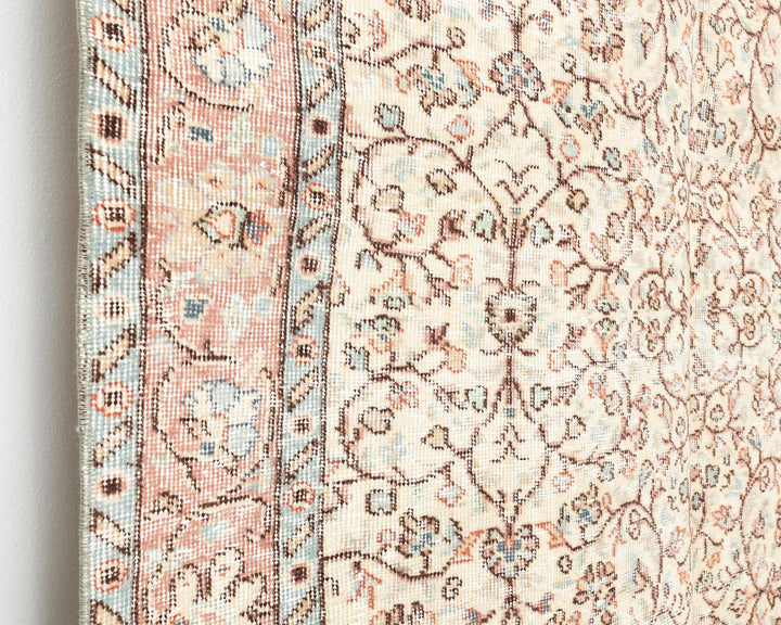 Neutral Oushak Rug 4' 8" x 8' 8" | No. VR50418