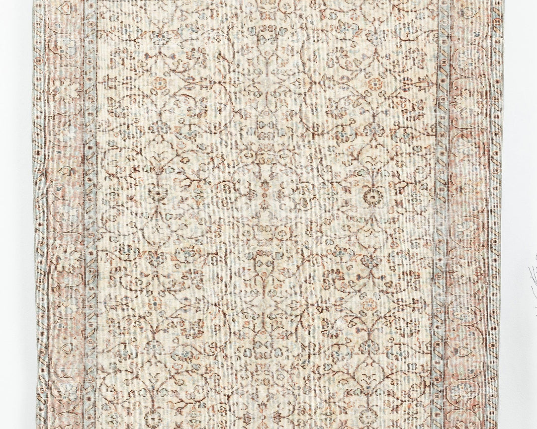 Neutral Oushak Rug 4' 8" x 8' 8" | No. VR50418