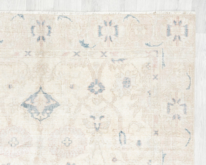 Oushak Rug 4' 5" x 8' 1" | No. VR85904