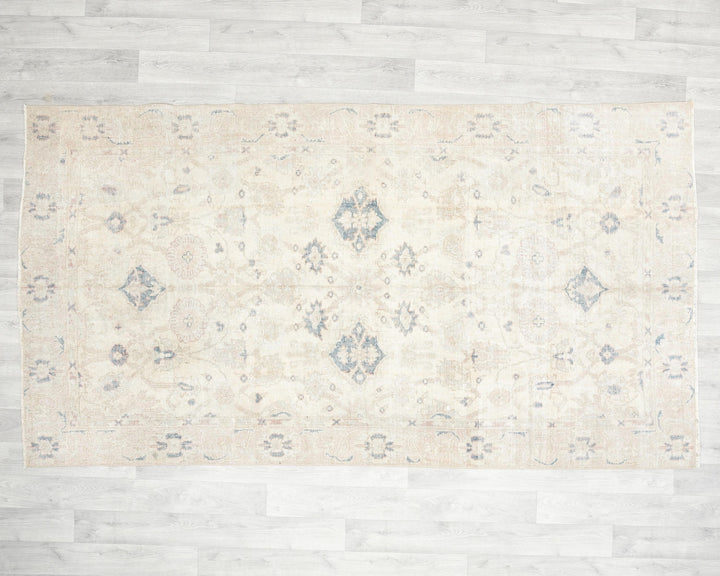 Oushak Rug 4' 5" x 8' 1" | No. VR85904
