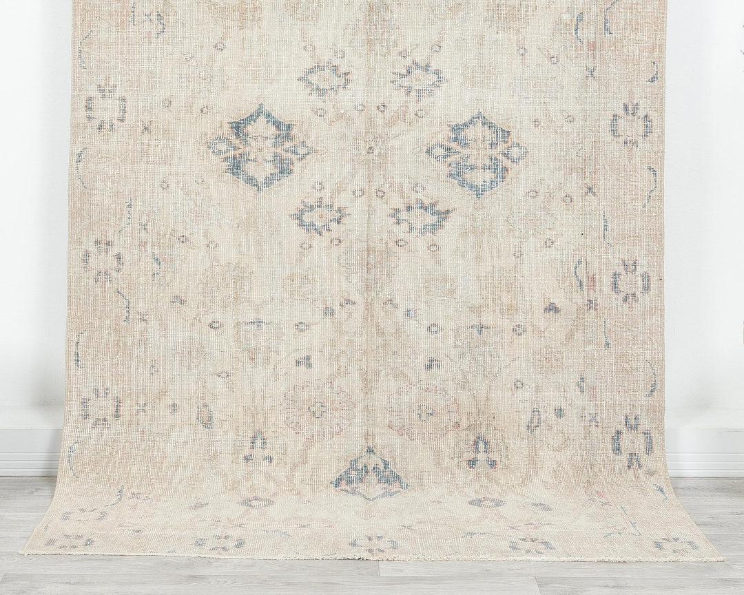 Oushak Rug 4' 5" x 8' 1" | No. VR85904