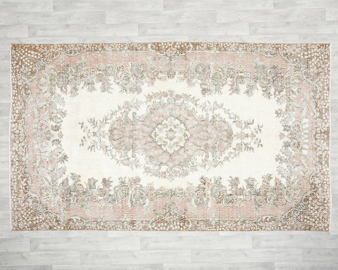 Beige Oushak Rug 5' 8" x 9' 6" | No. VR75220