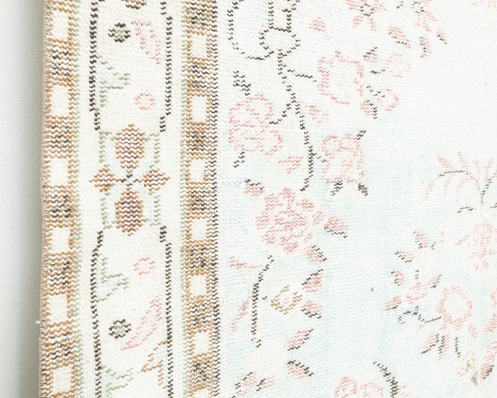 Neutral Oushak Rug 5' 6" x 9' 7" | No. VR20294