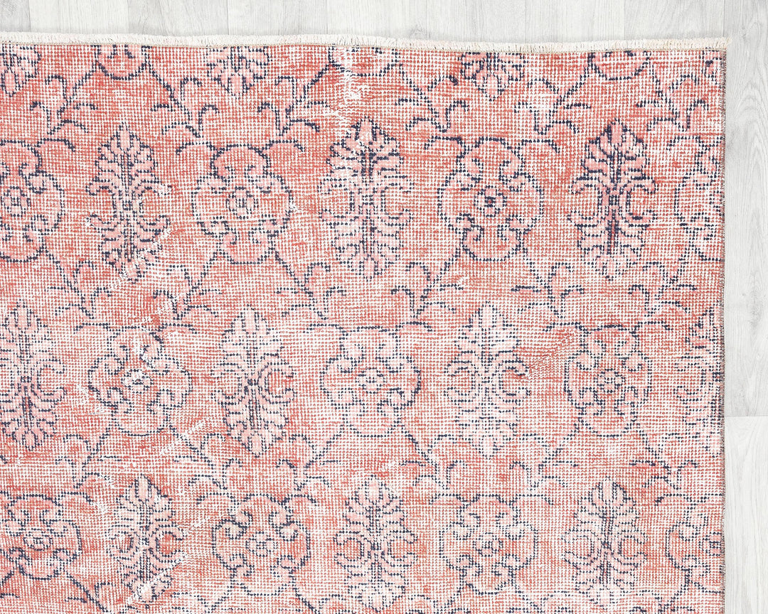 Red Oushak Rug 5' 4" x 8' 8" | No. VR10730