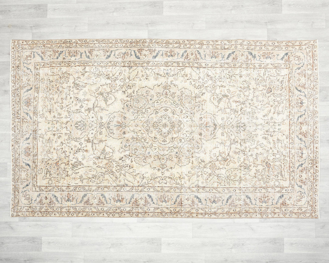 Beige Oushak Rug 4' 11" x 8' 5" | No. VR51968