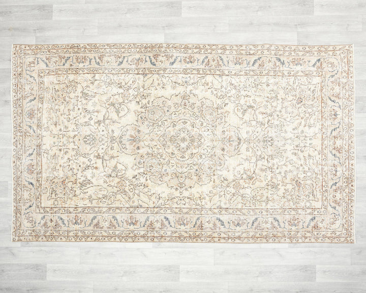 Beige Oushak Rug 4' 11" x 8' 5" | No. VR51968
