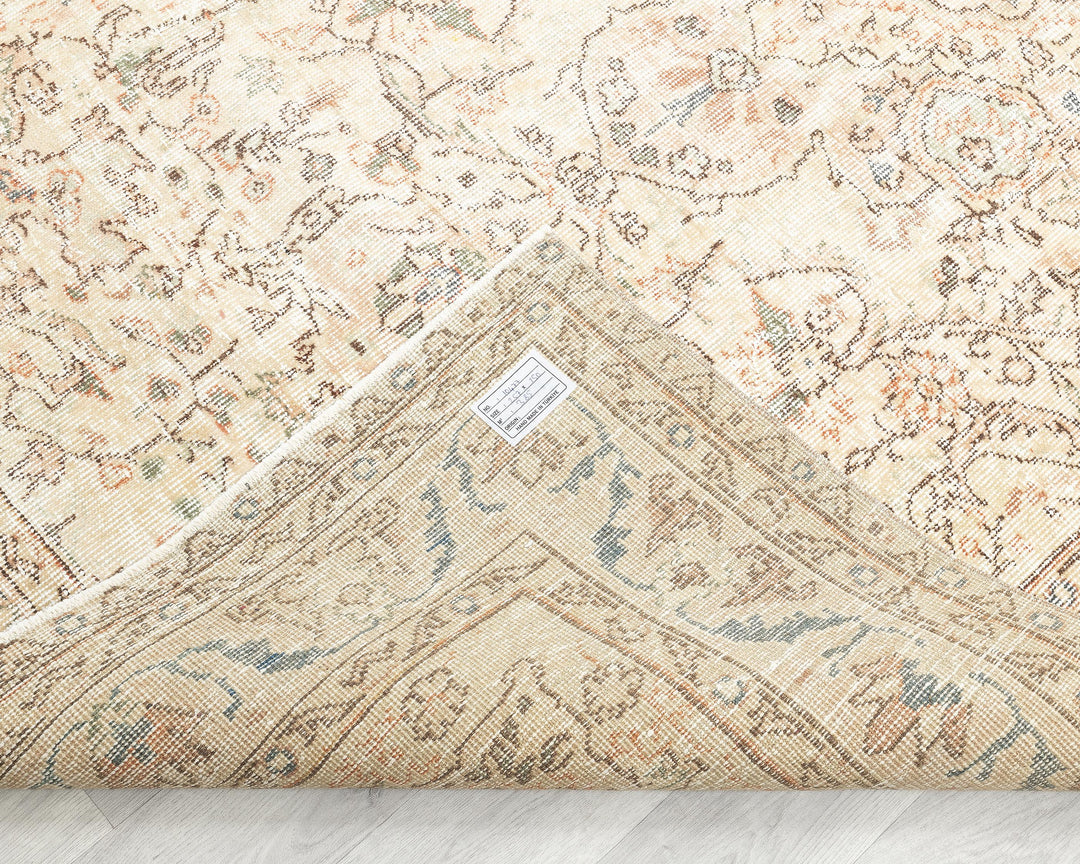 Beige Oushak Rug 4' 11" x 8' 5" | No. VR51968