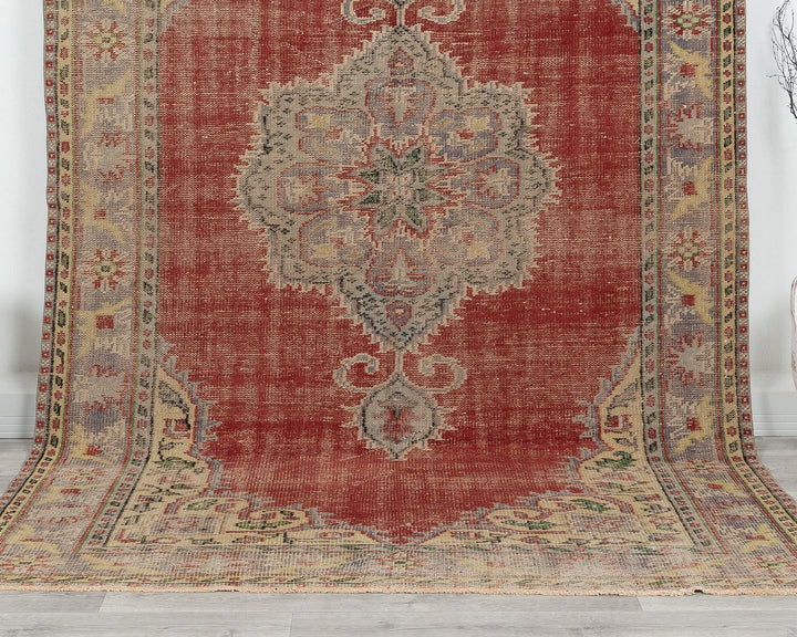 Red Oushak Rug 5' 10" x 9' 4" | No. VR36774