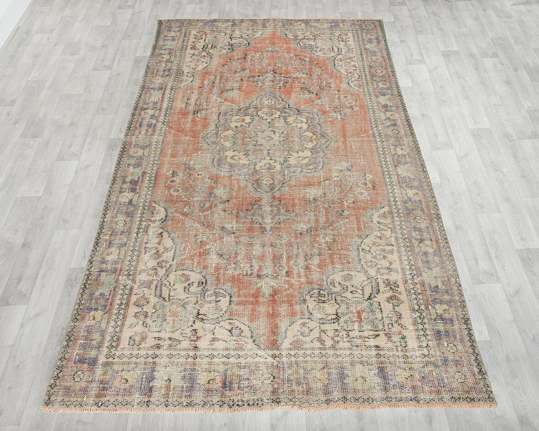 Faded Oushak Rug 5' 10" x 9' 10" | No. VR24989