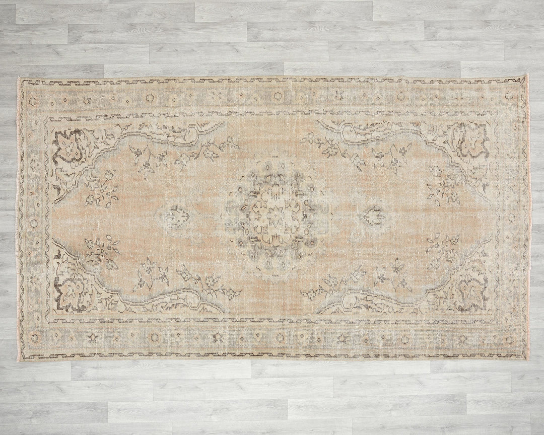 Faded Oushak Rug 5' 7" x 9' 4" | No. VR53809