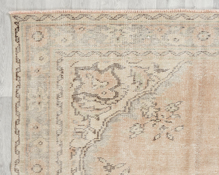 Faded Oushak Rug 5' 7" x 9' 4" | No. VR53809