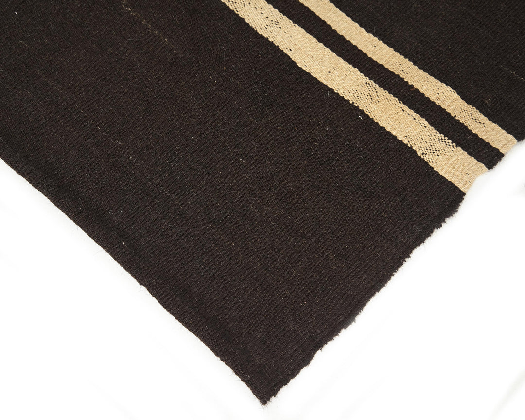 Brown Kilim Rug 5' 11" x 9' 6" | No. VR81527