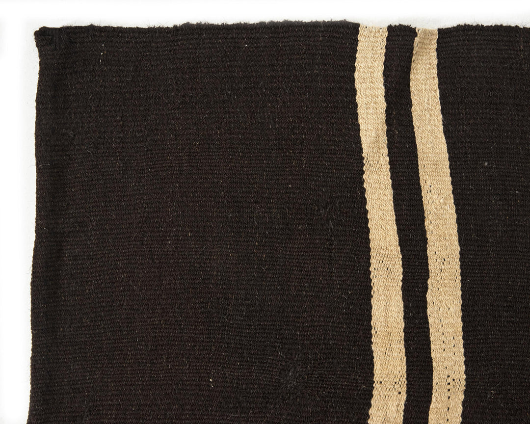 Brown Kilim Rug 5' 11" x 9' 6" | No. VR81527