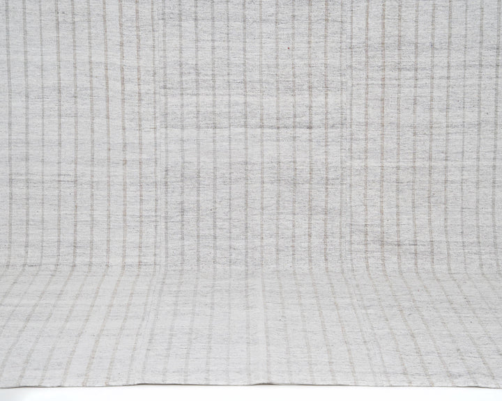 Gray Kilim Rug 6' 7" x 10' | No. VR94471