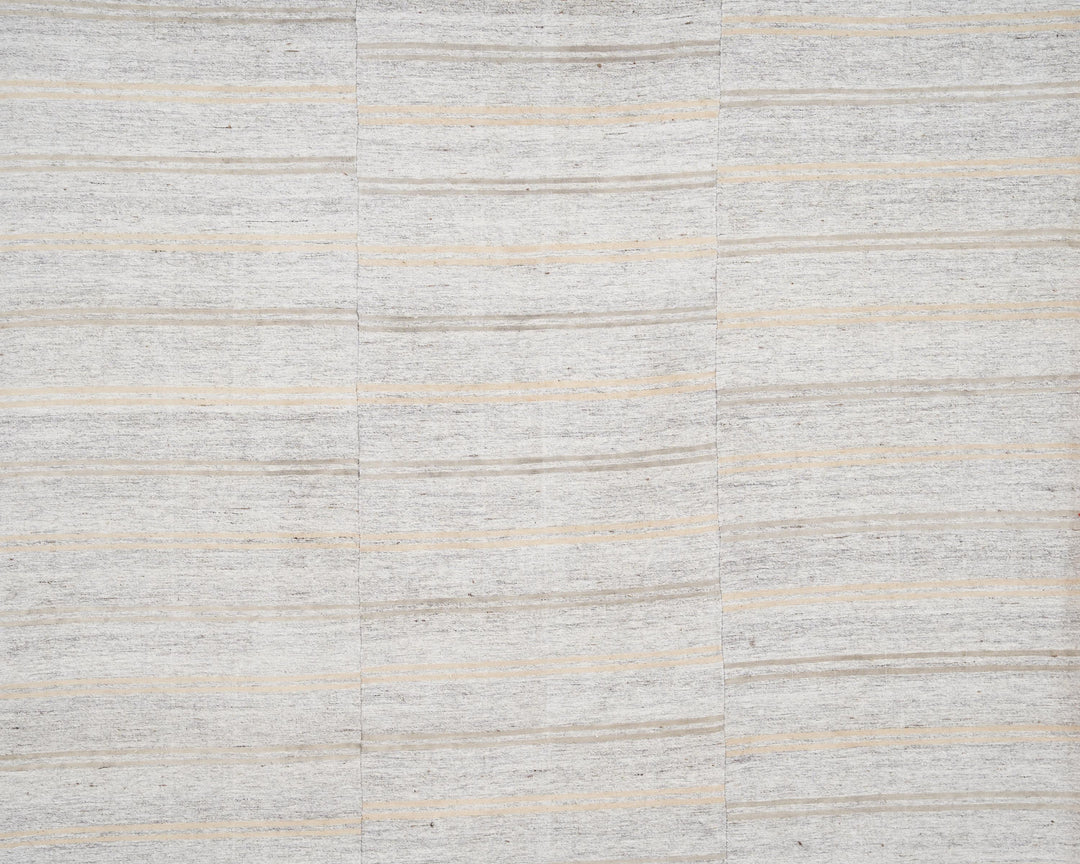 Gray Kilim Rug 6' 4" x 9' 10" | No. VR22167