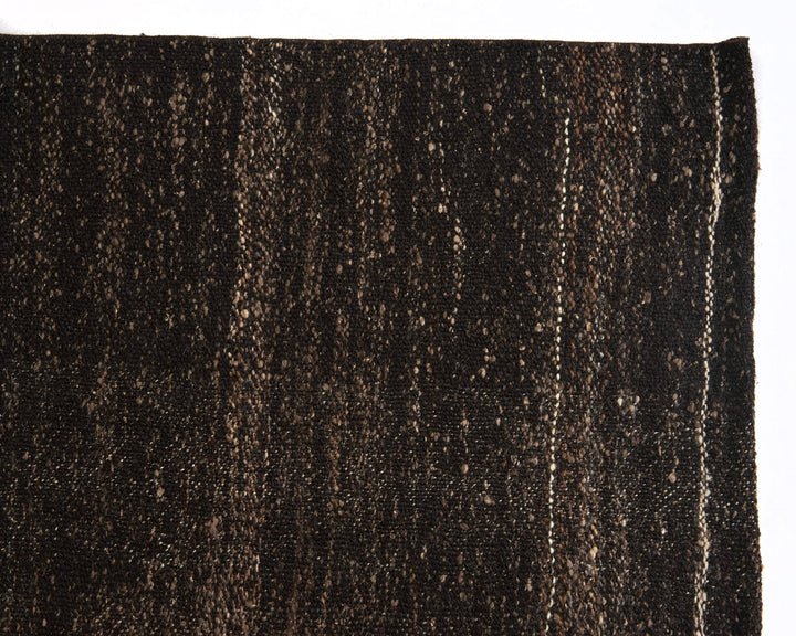 Kilim Rug 5' 5" x 10' 1" | No. VR22517