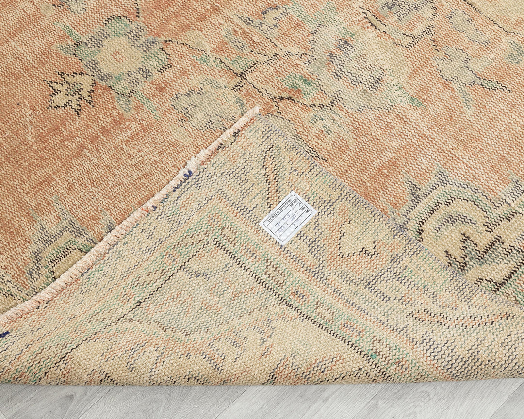 Faded Oushak Rug 5' 11" x 9' 5" | No. VR42560