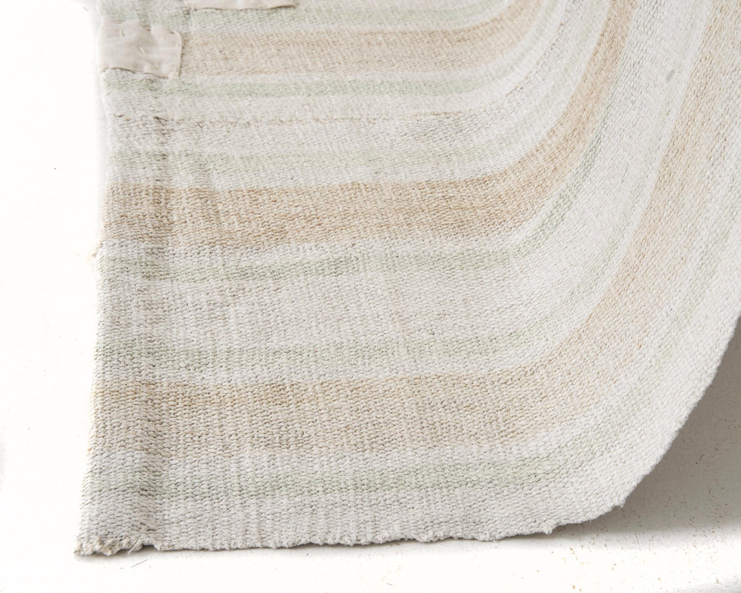 White Kilim Rug 5' 7" x 7' 1" | No. VR20975