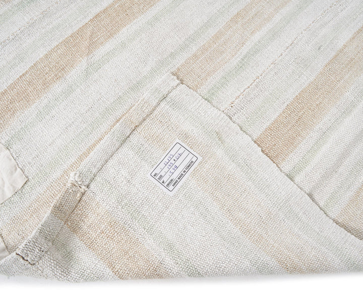 White Kilim Rug 5' 7" x 7' 1" | No. VR20975