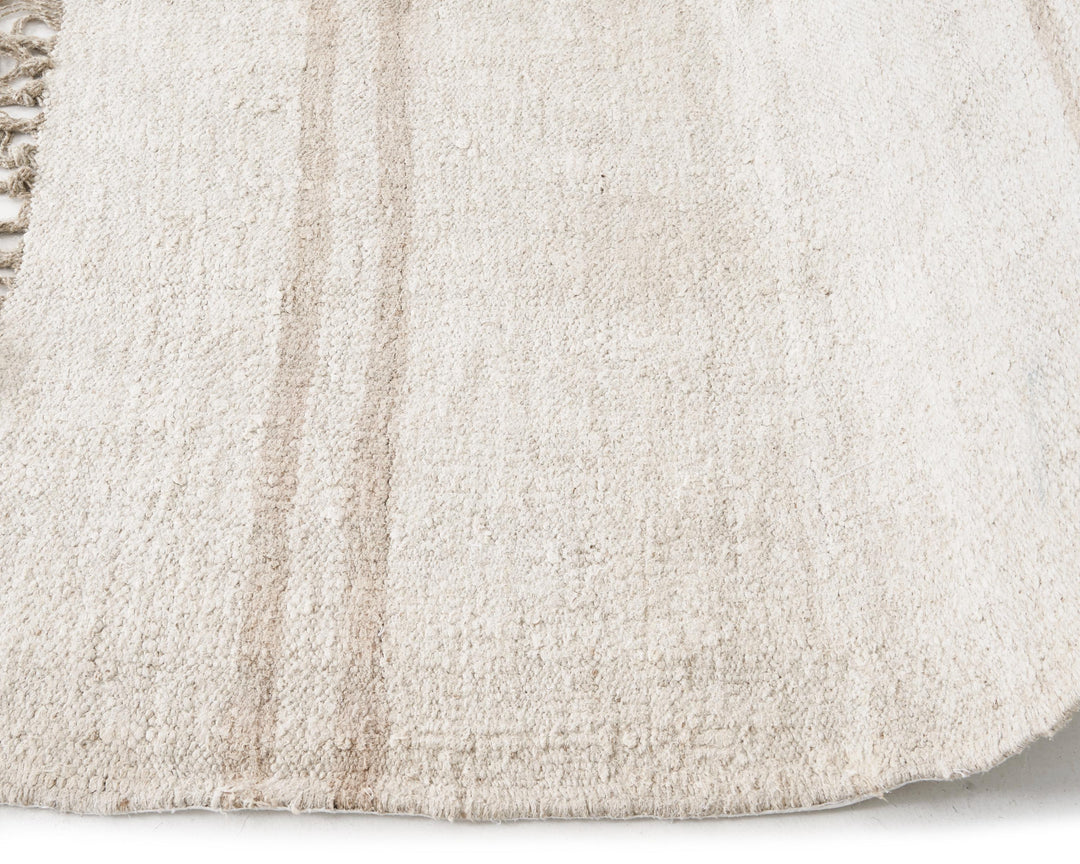 White Kilim Rug 8' 2" x 5' 3" | No. VR43669