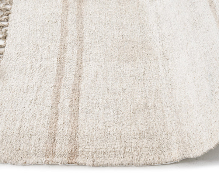 White Kilim Rug 8' 2" x 5' 3" | No. VR43669