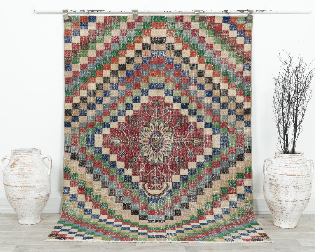Red Oushak Rug 4' 7" x 6' 8" | No. VR18520