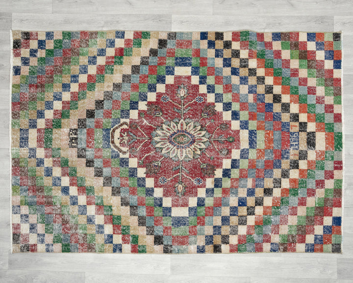 Red Oushak Rug 4' 7" x 6' 8" | No. VR18520