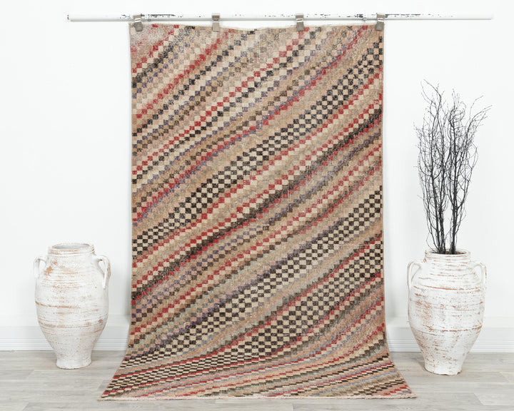 Faded Oushak Rug 3' 11" x 6' 7" | No. VR56537