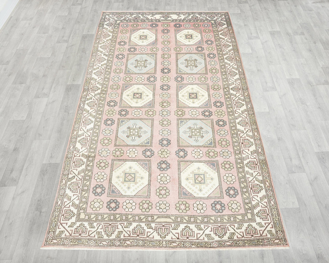 Brown Oushak Rug 4' 8" x 8' 11" | No. VR21377