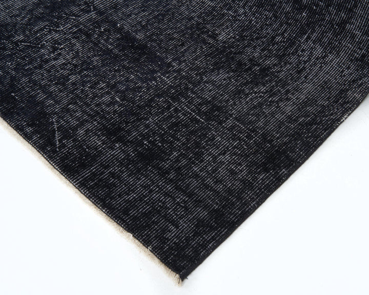 Black Oushak Rug 5' 7" x 8' 2" | No. VR89952