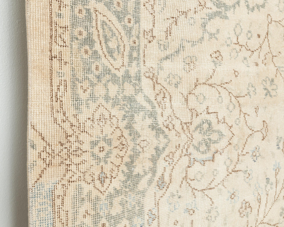 Neutral Oushak Rug 6' 3" x 9' 10" | No. VR37251
