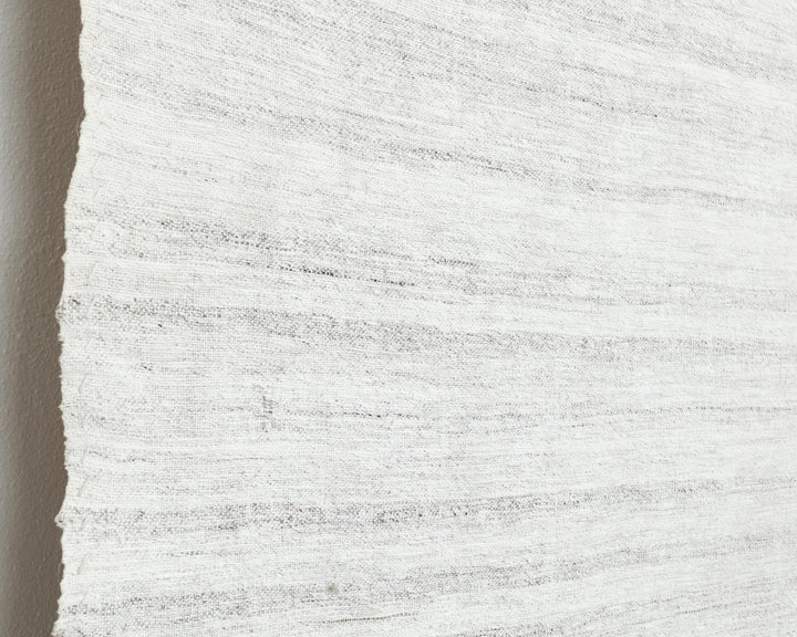 White Kilim Rug 6' 9" x 8' 7" | No. VR10327