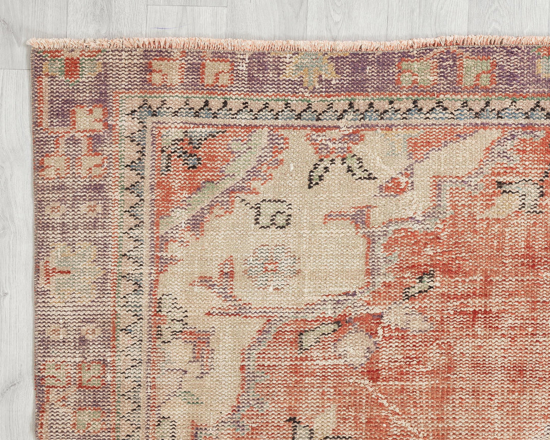 Oushak Rug 5' 7" x 9' | No. VR19886