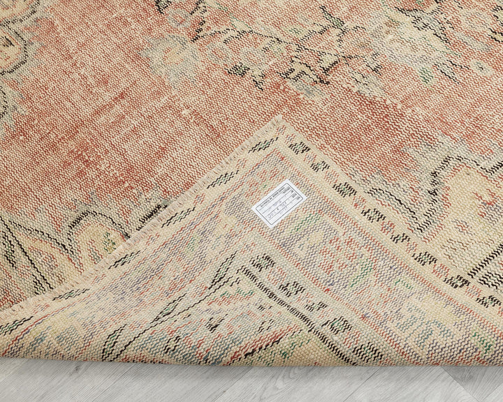 Faded Oushak Rug 5' 8" x 9' 6" | No. VR42392