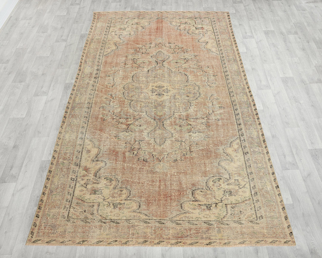 Faded Oushak Rug 5' 8" x 9' 6" | No. VR42392