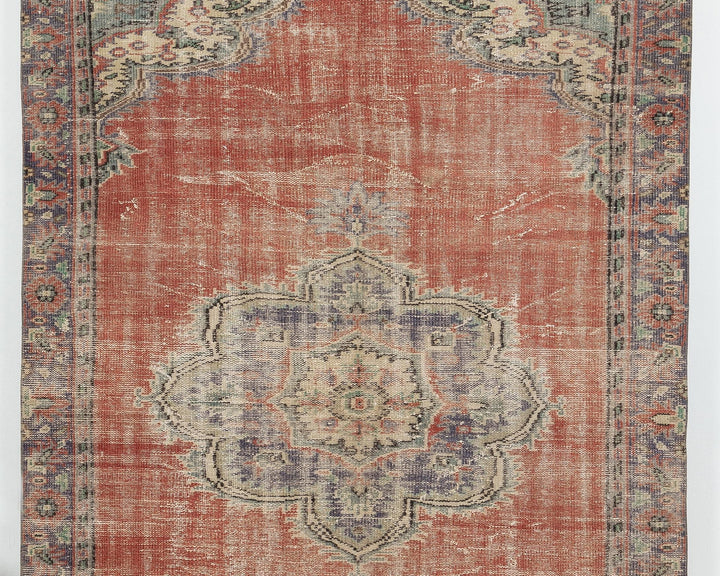 Faded Oushak Rug 5' 7" x 8' 4" | No. VR70848
