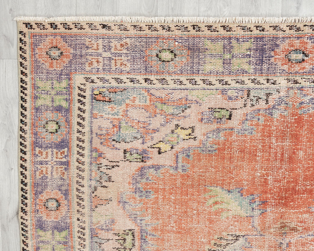 Faded Oushak Rug 5' 5" x 9' 5" | No. VR13006