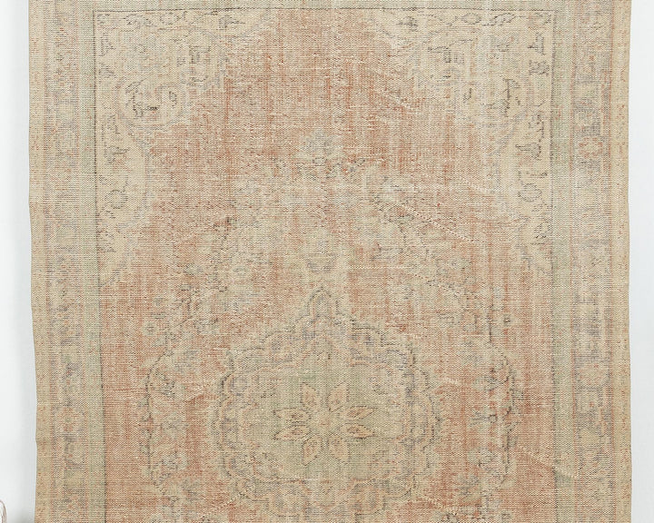 Faded Oushak Rug 5' 8" x 9' 1" | No. VR17962